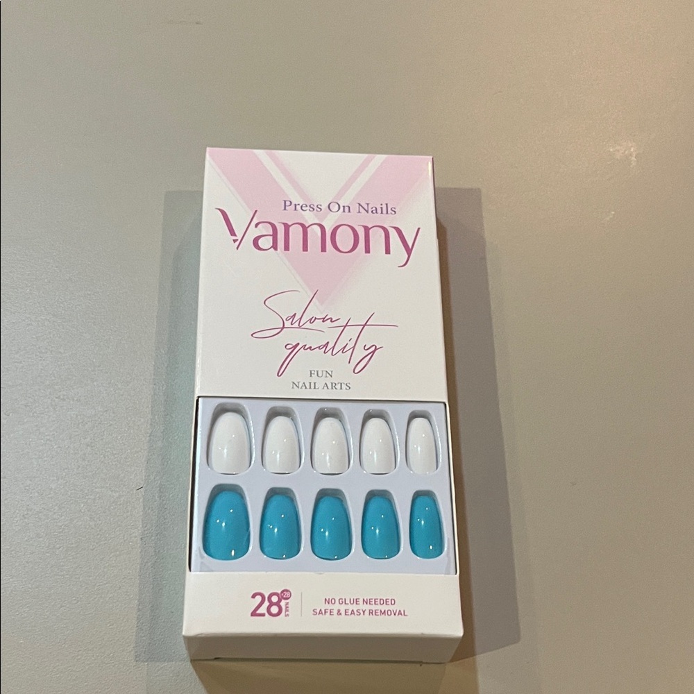 Blue and White Press On Nails DIY NEW